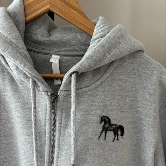 Heritage Horse Embroidered Gray Zip-Up Hoodie Organic Cotton NWT Size L - Picture 3 of 5